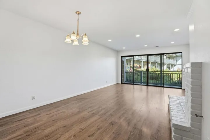 166 Kern Street 18, Salinas, California 93905