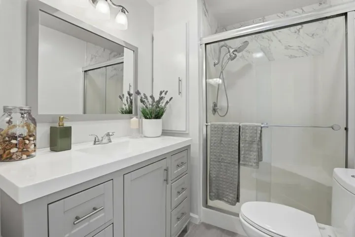 166 Kern Street 18, Salinas, California 93905