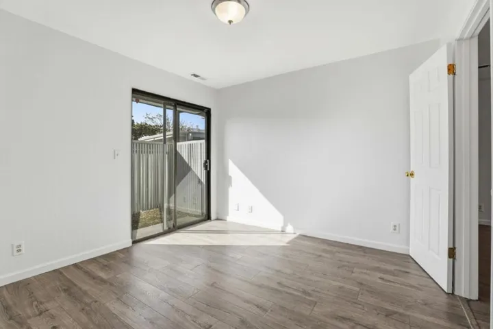 166 Kern Street 18, Salinas, California 93905