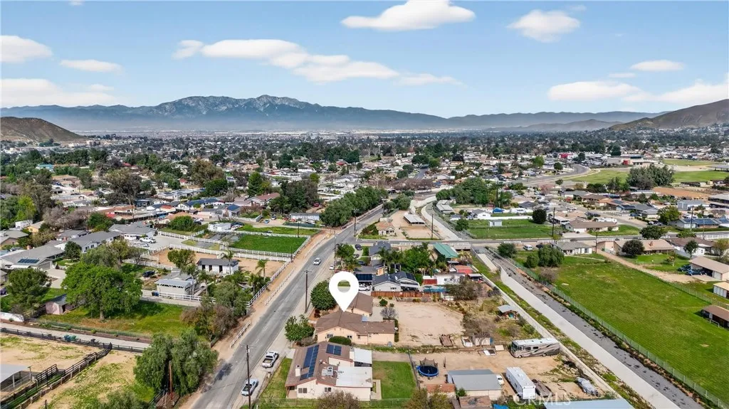 2327 Temescal Avenue, Norco, California 92860 home-pic-15