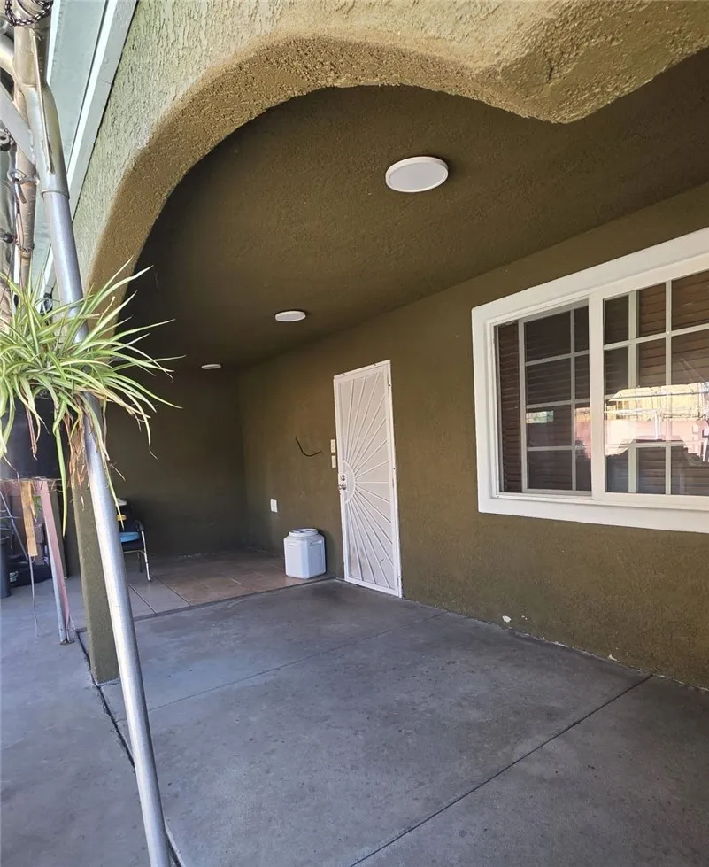 20709 Alburtis, Lakewood, California 90715 home-pic-22