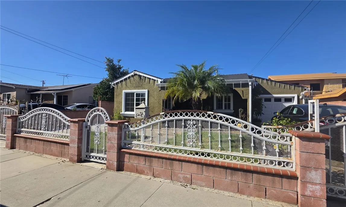 20709 Alburtis, Lakewood, California 90715 home-pic-3
