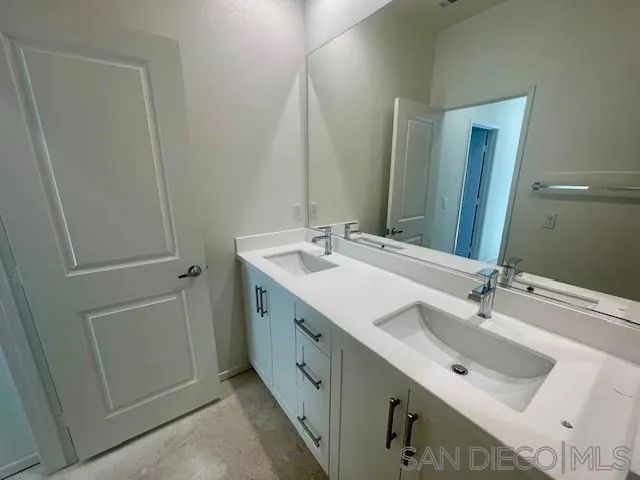 7821 Cypress Drive, Santee, California 92071 home-pic-6