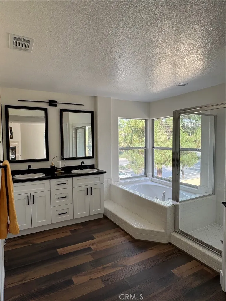 39198 Calistoga, Murrieta, California 92563 home-pic-44