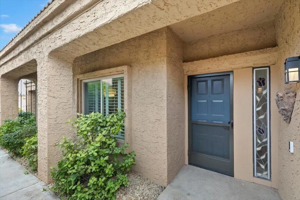 44509 Sorrento Court, Palm Desert, California 92260 home-pic-3