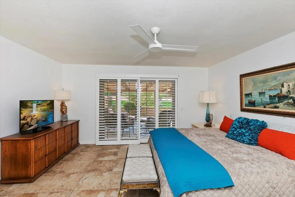 44509 Sorrento Court, Palm Desert, California 92260 home-pic-24