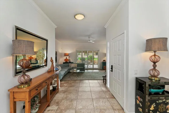 10-Entry and Interior