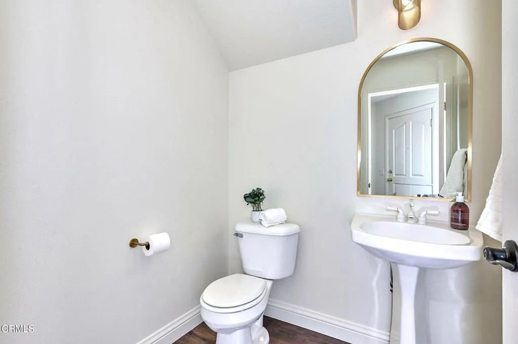914 Corte Augusta, Camarillo, California 93010 home-pic-25