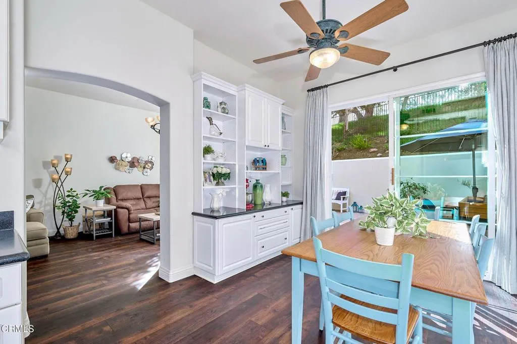 914 Corte Augusta, Camarillo, California 93010 home-pic-11