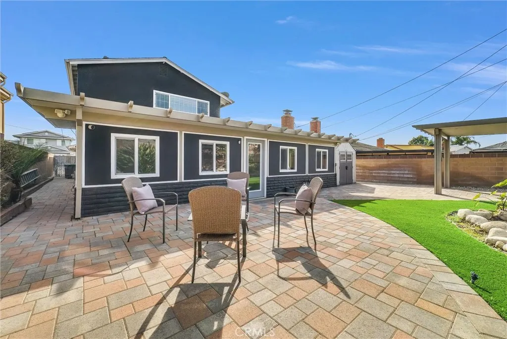 1879 E Cyrene, Carson, California 90746 home-pic-40