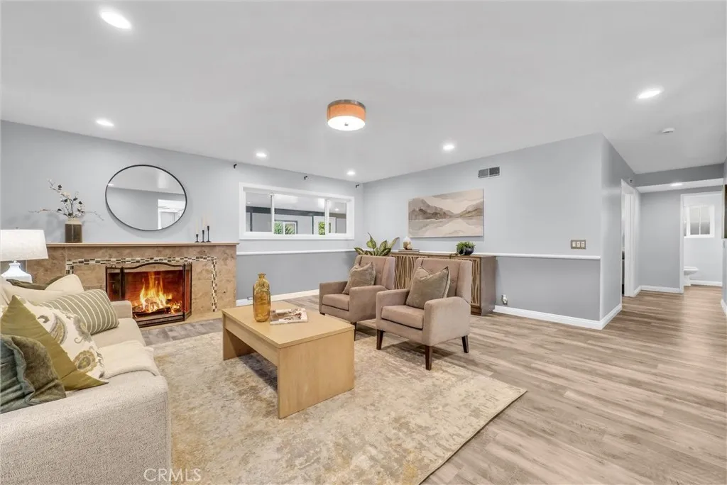 1879 E Cyrene, Carson, California 90746 home-pic-9