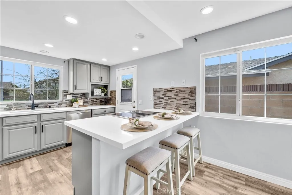 1879 E Cyrene, Carson, California 90746 home-pic-12