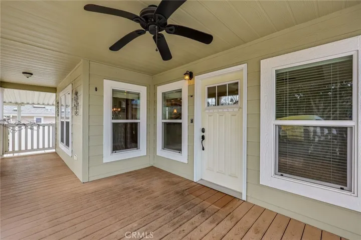 Oversized front porch