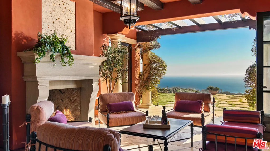 6093 Murphy Way, Malibu, California 90265 home-pic-13