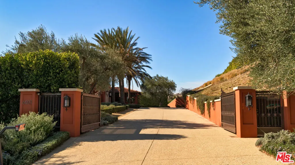 6093 Murphy Way, Malibu, California 90265 home-pic-6