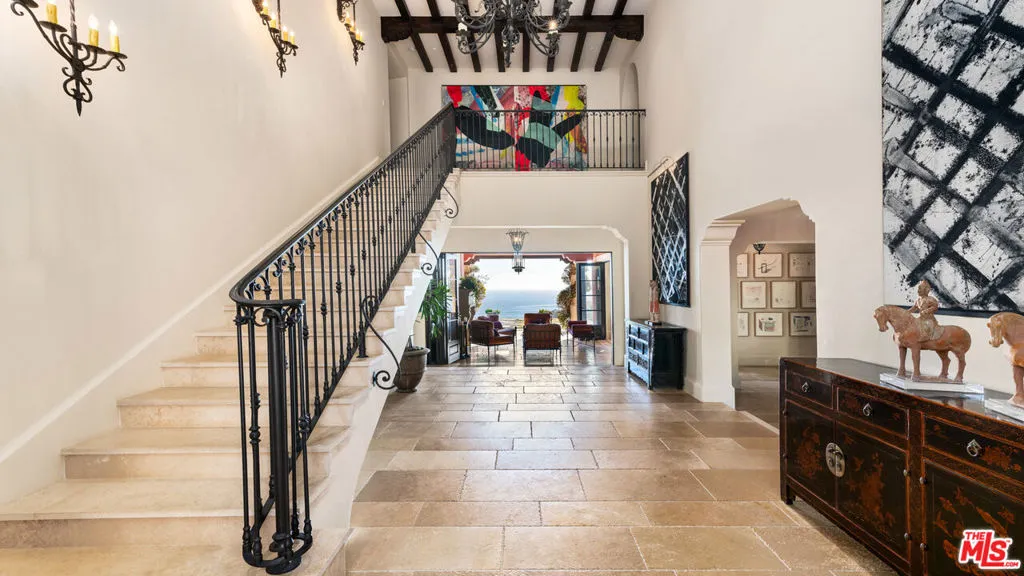 6093 Murphy Way, Malibu, California 90265 home-pic-9