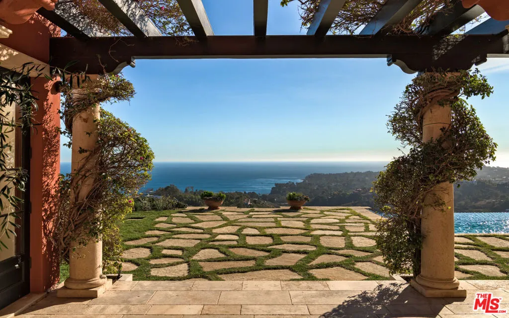 6093 Murphy Way, Malibu, California 90265 home-pic-22
