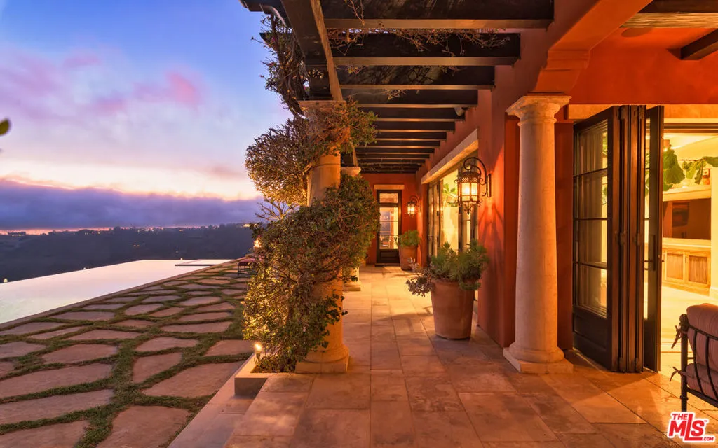 6093 Murphy Way, Malibu, California 90265 home-pic-45