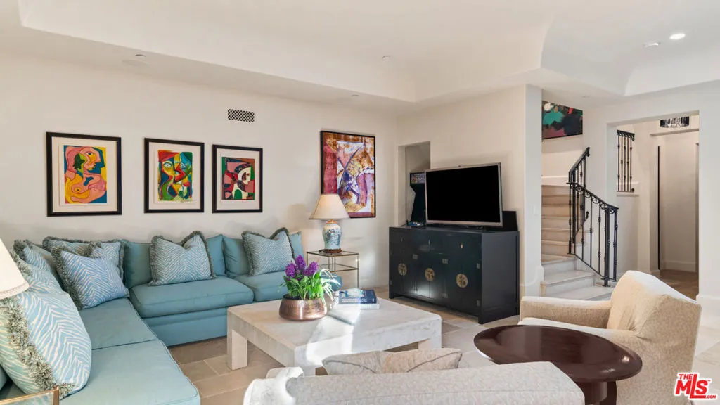 6093 Murphy Way, Malibu, California 90265 home-pic-36