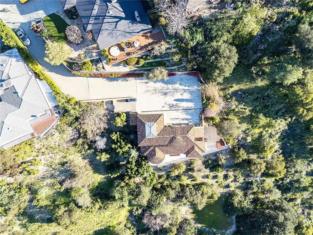 4430 Rosebank, La Canada Flintridge, California 91011 home-pic-33