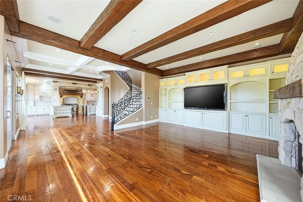 4430 Rosebank, La Canada Flintridge, California 91011 home-pic-11