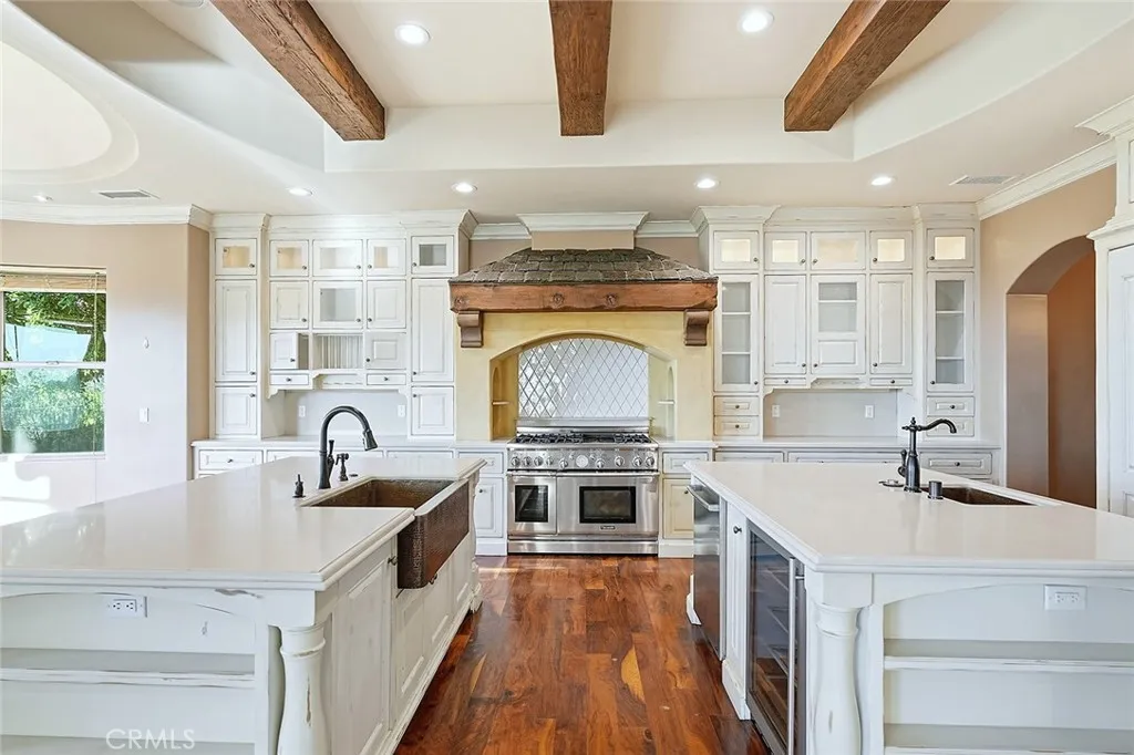 4430 Rosebank, La Canada Flintridge, California 91011 home-pic-12
