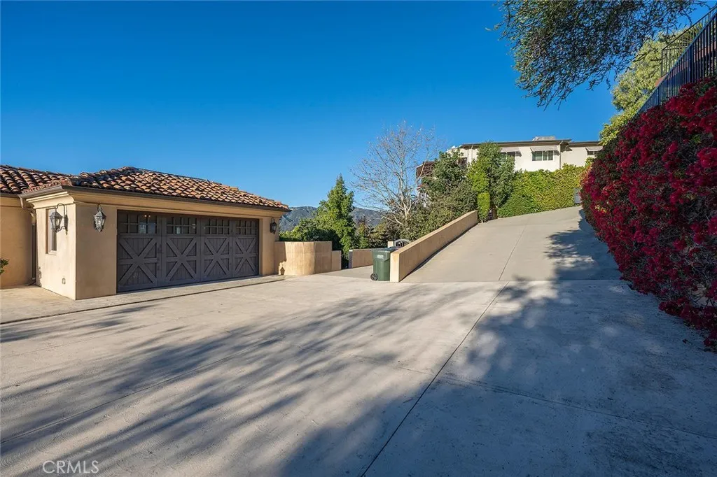 4430 Rosebank, La Canada Flintridge, California 91011 home-pic-4