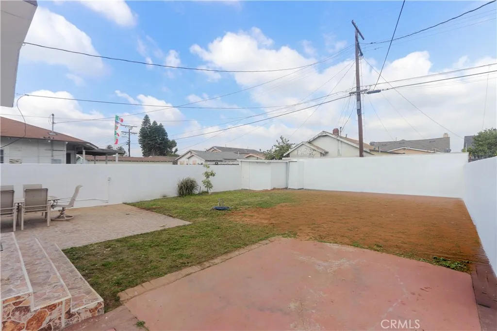 1111 W 54th, Los Angeles, California 90037 home-pic-18
