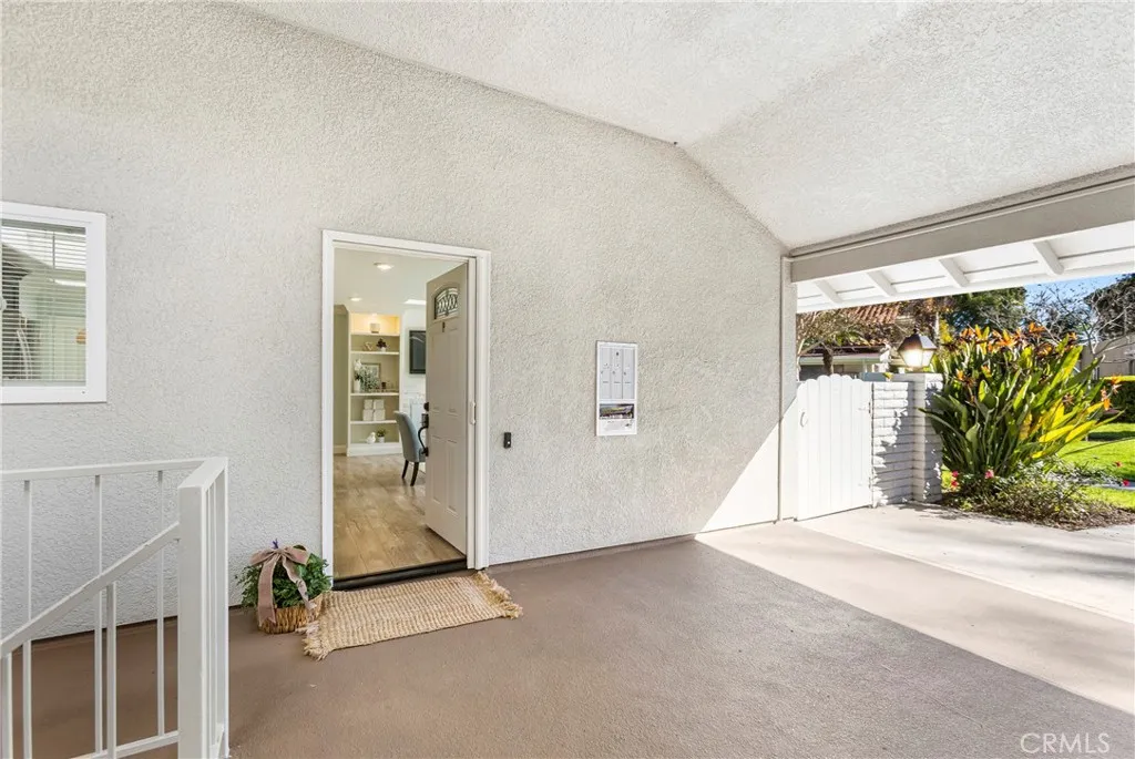 2046 Via Mariposa E Unit P, Laguna Woods, California 92637 home-pic-23