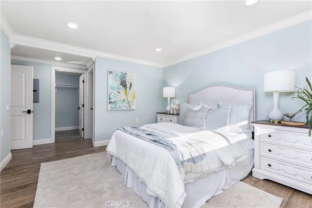 2046 Via Mariposa E Unit P, Laguna Woods, California 92637 home-pic-12