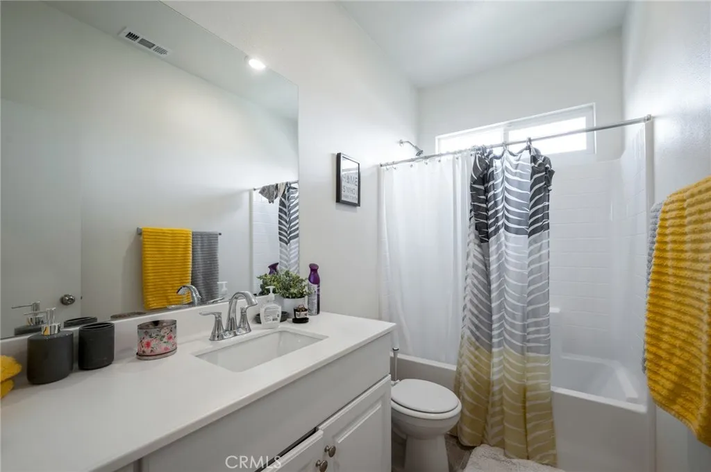 11458 Helena Street, Adelanto, California 92301 home-pic-7