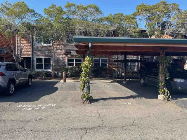 Parking space plus carport