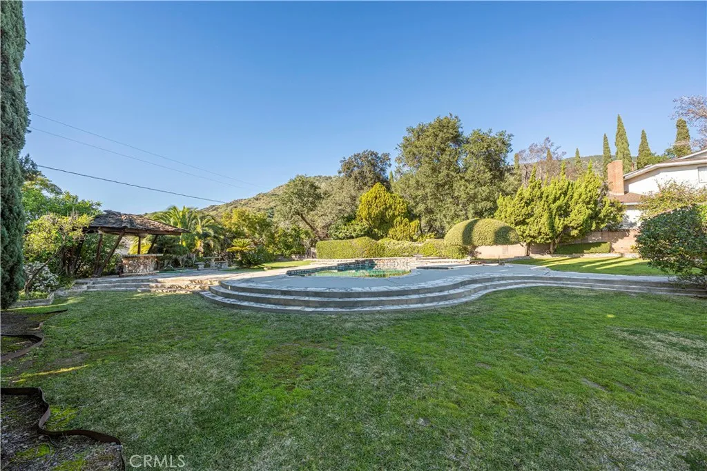 569 N Barranca Avenue, Glendora, California 91741 home-pic-33