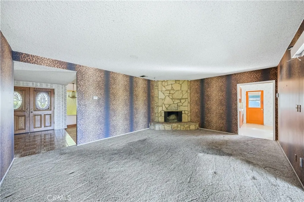 569 N Barranca Avenue, Glendora, California 91741 home-pic-5