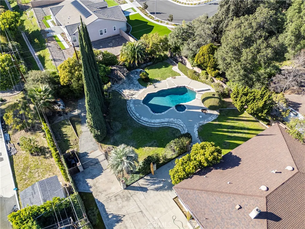 569 N Barranca Avenue, Glendora, California 91741 home-pic-49