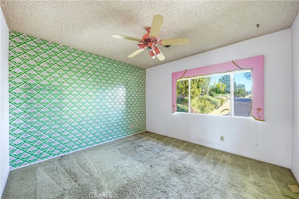 569 N Barranca Avenue, Glendora, California 91741 home-pic-23