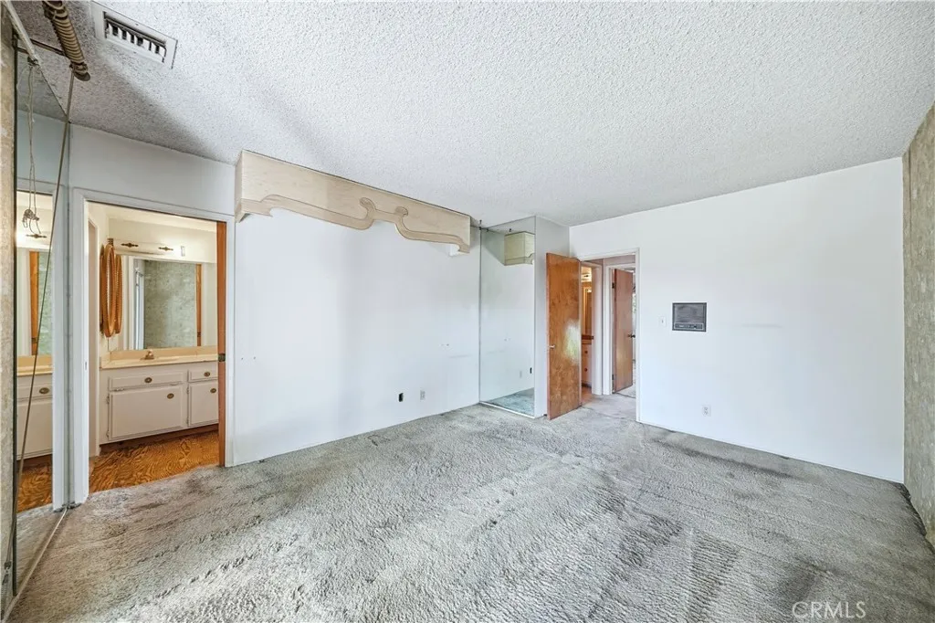 569 N Barranca Avenue, Glendora, California 91741 home-pic-21