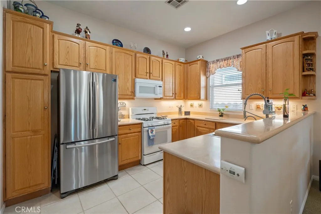502 Brooklawn, Banning, California 92220 home-pic-6