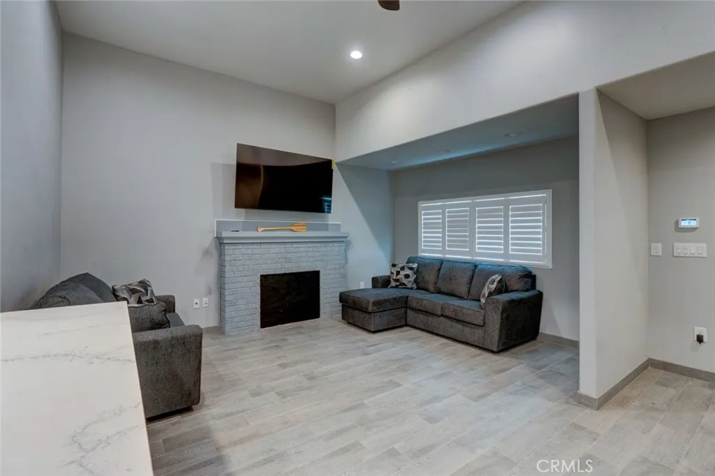 15 E 22nd, Merced, California 95340 home-pic-11