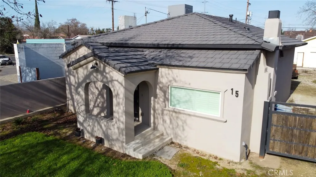 15 E 22nd, Merced, California 95340 home-pic-35