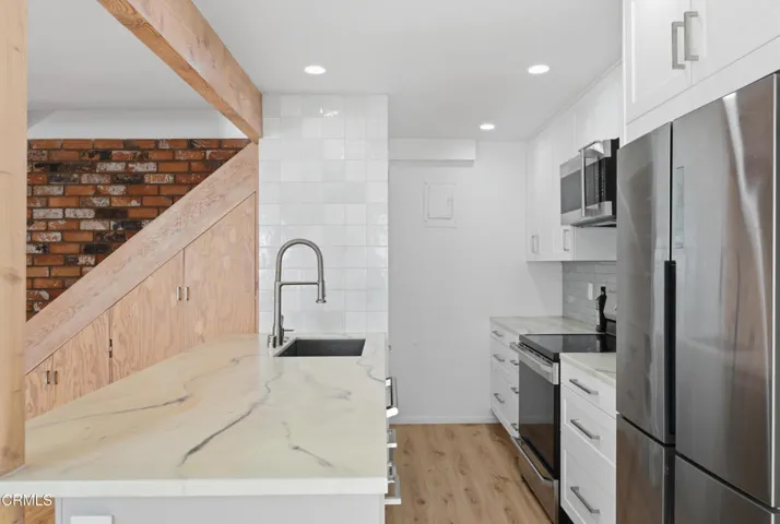 1184 Carlsbad Pl MLS-10