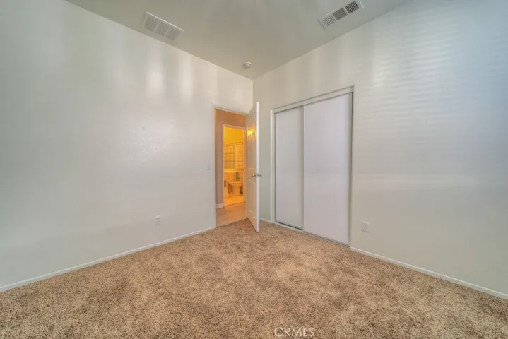 11660 Desert Falls, Adelanto, California 92301