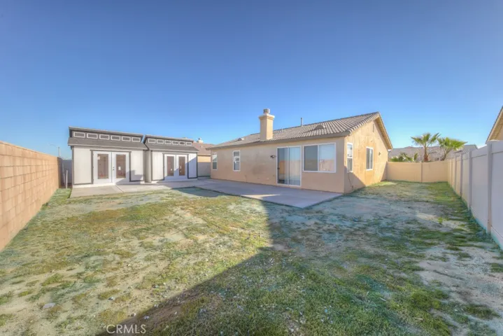 11660 Desert Falls, Adelanto, California 92301