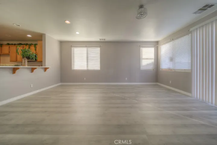 11660 Desert Falls, Adelanto, California 92301
