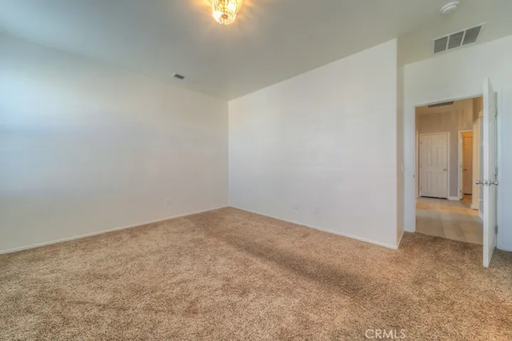 11660 Desert Falls, Adelanto, California 92301