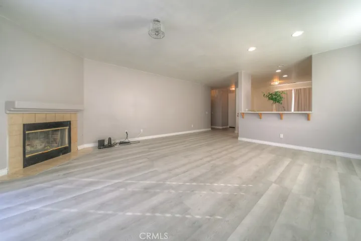 11660 Desert Falls, Adelanto, California 92301