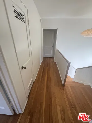 5259 1/2 Village Green, Los Angeles, California 90016