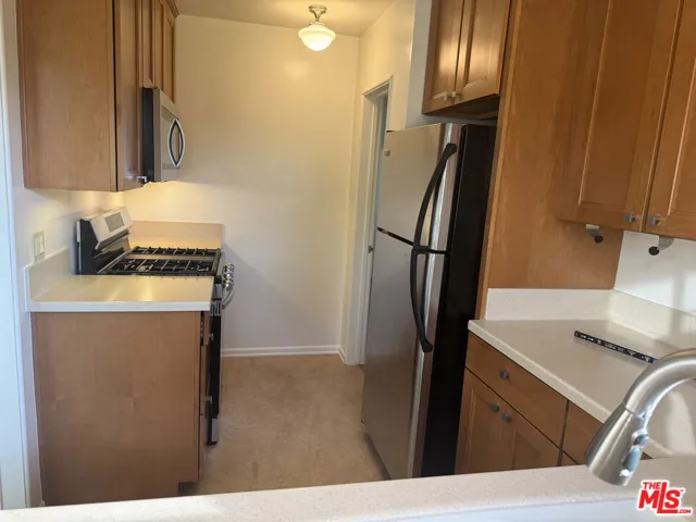 5259 1/2 Village Green, Los Angeles, California 90016