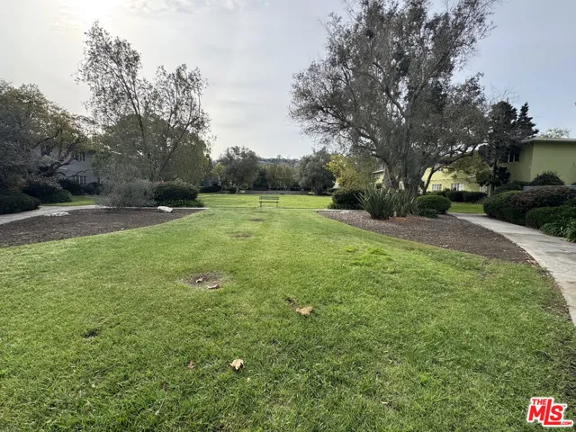 5259 1/2 Village Green, Los Angeles, California 90016