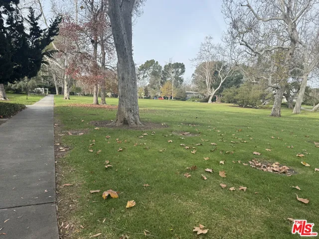 5259 1/2 Village Green, Los Angeles, California 90016
